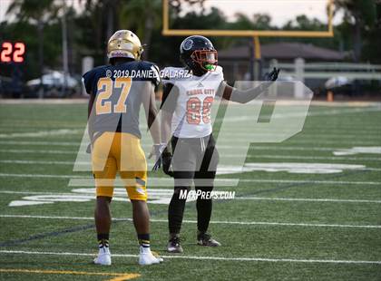 Thumbnail 2 in St. Thomas Aquinas vs Carol City photogallery.