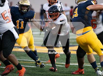 Thumbnail 2 in St. Thomas Aquinas vs Carol City photogallery.