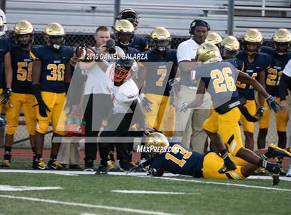 Thumbnail 3 in St. Thomas Aquinas vs Carol City photogallery.