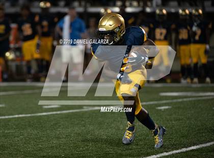 Thumbnail 2 in St. Thomas Aquinas vs Carol City photogallery.