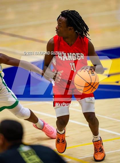 Thumbnail 3 in Sanger vs. Roosevelt photogallery.