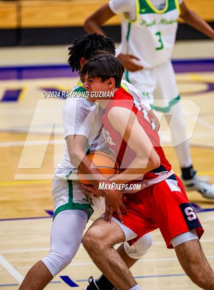 Thumbnail 1 in Sanger vs. Roosevelt photogallery.