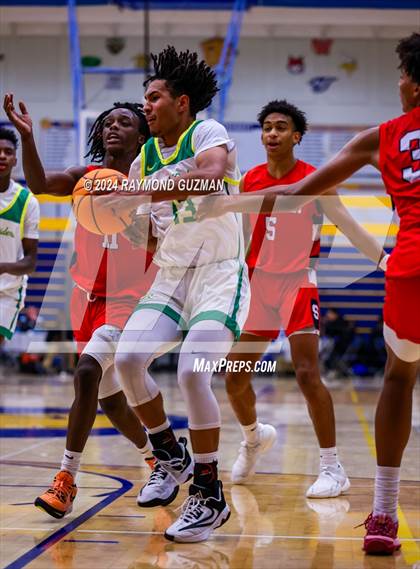 Thumbnail 3 in Sanger vs. Roosevelt photogallery.