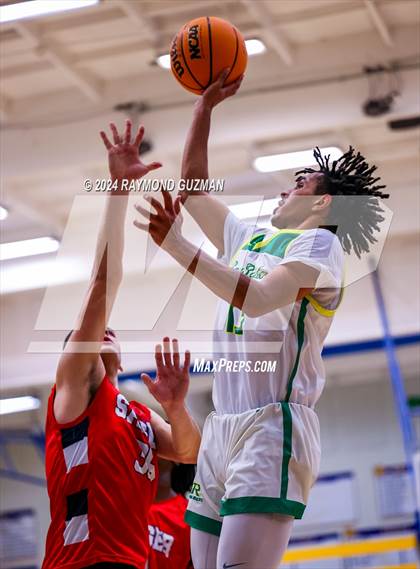 Thumbnail 3 in Sanger vs. Roosevelt photogallery.