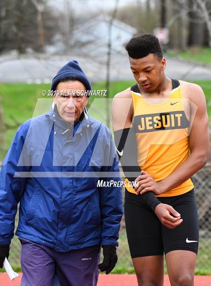 Thumbnail 1 in RH Comet Relays (High Jump) photogallery.