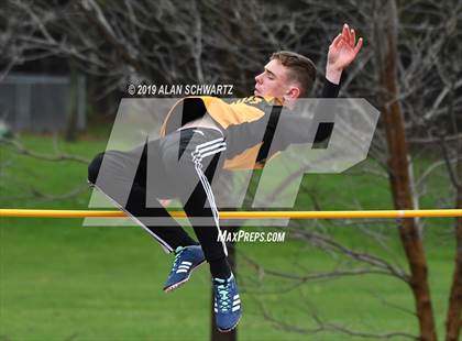 Thumbnail 3 in RH Comet Relays (High Jump) photogallery.