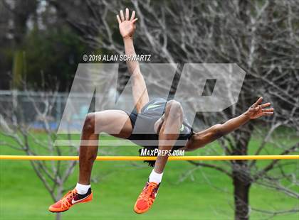 Thumbnail 2 in RH Comet Relays (High Jump) photogallery.
