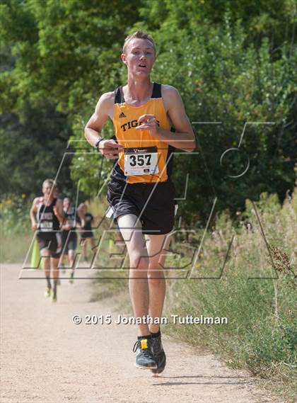 Thumbnail 1 in Cheyenne Mountain Stampede photogallery.