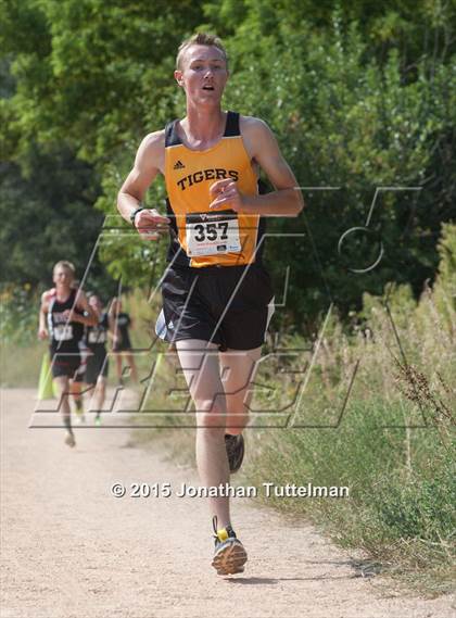 Thumbnail 2 in Cheyenne Mountain Stampede photogallery.