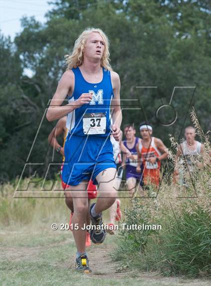 Thumbnail 2 in Cheyenne Mountain Stampede photogallery.