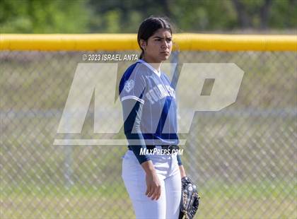 Thumbnail 3 in Purnell Swett vs East Columbus (Robeson County Slugfest) photogallery.
