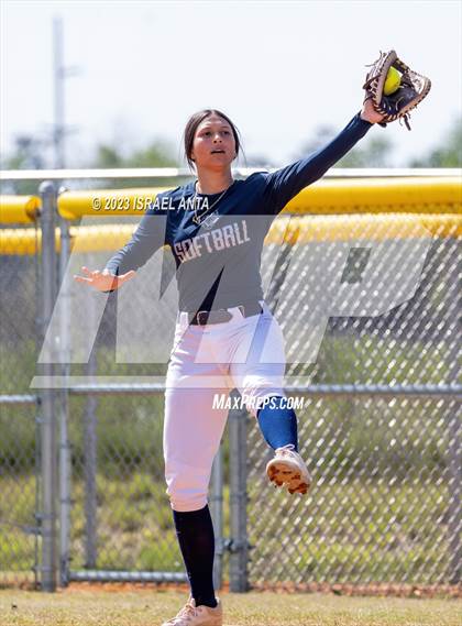Thumbnail 2 in Purnell Swett vs East Columbus (Robeson County Slugfest) photogallery.