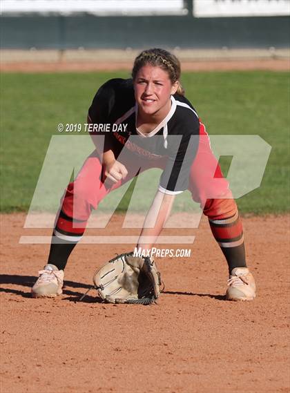 Thumbnail 2 in Marist vs. Horizon (Desert Mountain Tournament) photogallery.