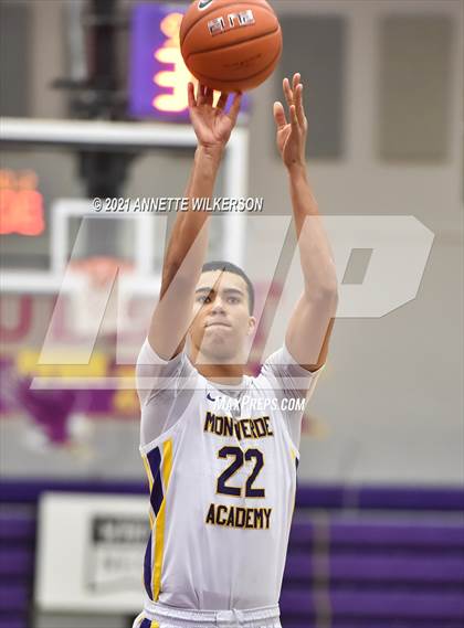 Thumbnail 3 in Montverde Academy vs. Sunrise Christian Academy (Montverde Annual Invitational Tournament) photogallery.