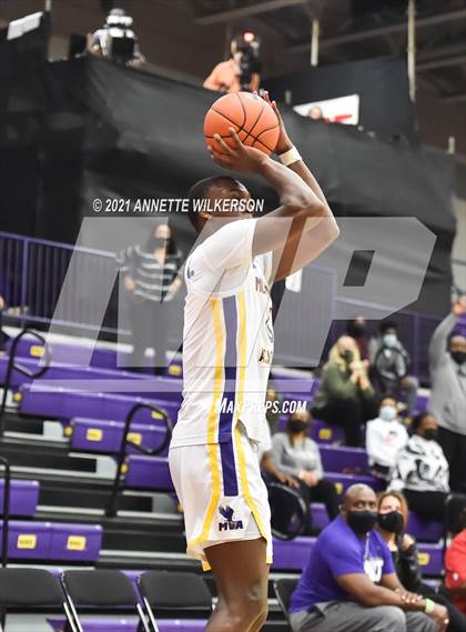 Thumbnail 3 in Montverde Academy vs. Sunrise Christian Academy (Montverde Annual Invitational Tournament) photogallery.