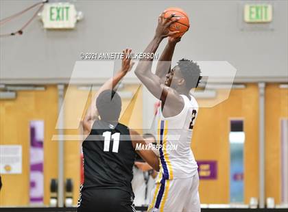 Thumbnail 1 in Montverde Academy vs. Sunrise Christian Academy (Montverde Annual Invitational Tournament) photogallery.