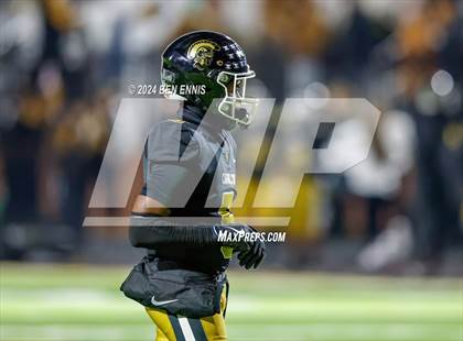 Thumbnail 1 in Hillgrove vs. Carrollton (GHSA 6A Quarterfinals) photogallery.