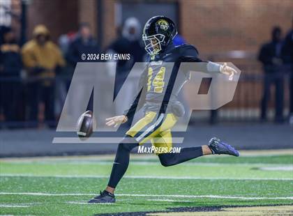 Thumbnail 1 in Hillgrove vs. Carrollton (GHSA 6A Quarterfinals) photogallery.