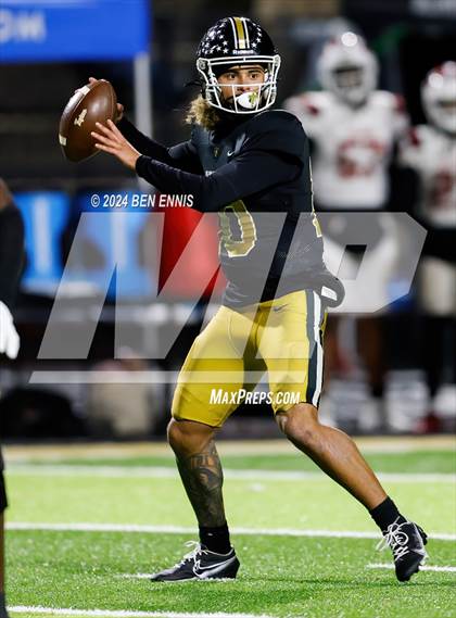 Thumbnail 1 in Hillgrove vs. Carrollton (GHSA 6A Quarterfinals) photogallery.