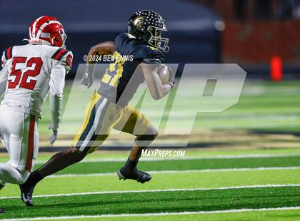 Thumbnail 3 in Hillgrove vs. Carrollton (GHSA 6A Quarterfinals) photogallery.