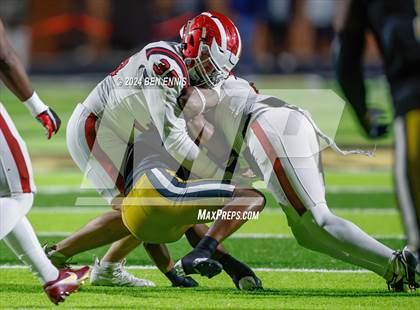 Thumbnail 2 in Hillgrove vs. Carrollton (GHSA 6A Quarterfinals) photogallery.