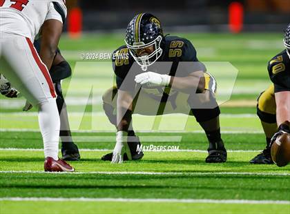 Thumbnail 1 in Hillgrove vs. Carrollton (GHSA 6A Quarterfinals) photogallery.