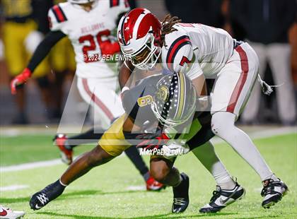 Thumbnail 3 in Hillgrove vs. Carrollton (GHSA 6A Quarterfinals) photogallery.