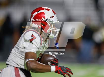 Thumbnail 3 in Hillgrove vs. Carrollton (GHSA 6A Quarterfinals) photogallery.