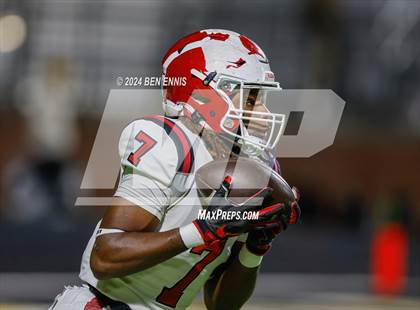 Thumbnail 1 in Hillgrove vs. Carrollton (GHSA 6A Quarterfinals) photogallery.