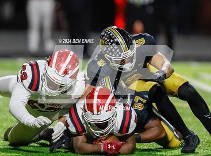 Thumbnail 1 in Hillgrove vs. Carrollton (GHSA 6A Quarterfinals) photogallery.