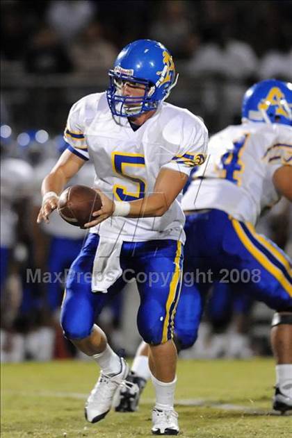 Thumbnail 3 in Bishop Amat @ Los Osos photogallery.