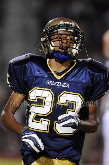 Thumbnail 1 in Bishop Amat @ Los Osos photogallery.
