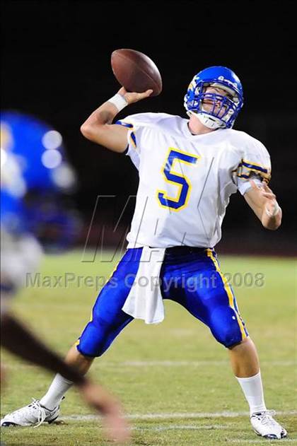 Thumbnail 3 in Bishop Amat @ Los Osos photogallery.
