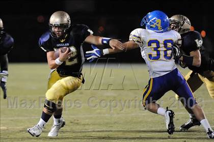 Thumbnail 1 in Bishop Amat @ Los Osos photogallery.
