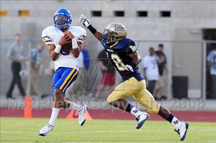 Thumbnail 3 in Bishop Amat @ Los Osos photogallery.