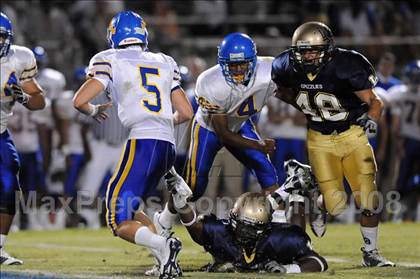 Thumbnail 3 in Bishop Amat @ Los Osos photogallery.