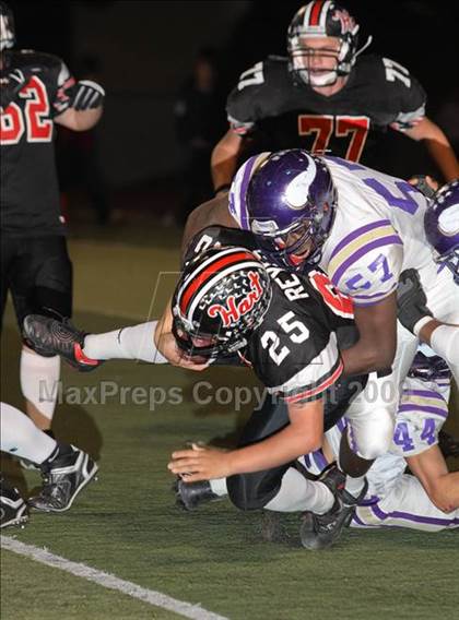 Thumbnail 1 in Hart vs. Valencia photogallery.