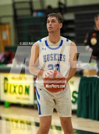 Thumbnail 3 in Fortuna vs. Vacaville (Steve Cauchi Ram Jam Tournament) photogallery.