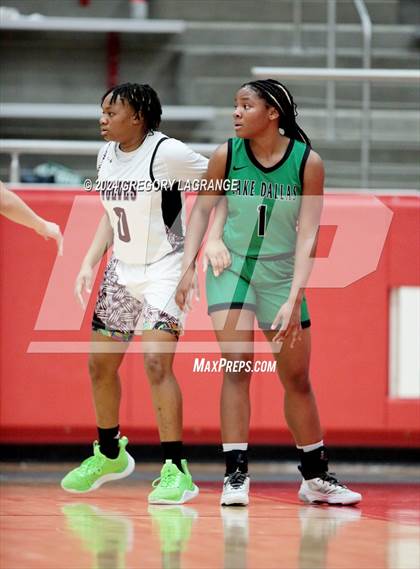 Thumbnail 2 in Lake Dallas vs Mansfield Timberview (UIL 5A Bi-Basketball District) photogallery.
