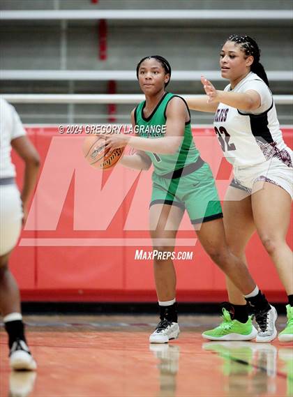Thumbnail 2 in Lake Dallas vs Mansfield Timberview (UIL 5A Bi-Basketball District) photogallery.