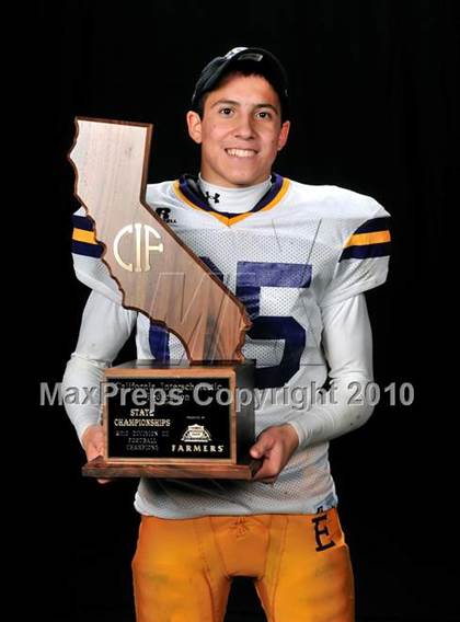 Thumbnail 1 in Escalon (CIF State D3 Trophy Photos) photogallery.