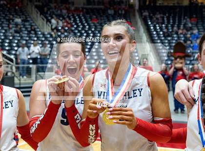 Thumbnail 1 in Wimberley vs. Randall (UIL 4A Volleyball Division II Final Medal Ceremony) photogallery.