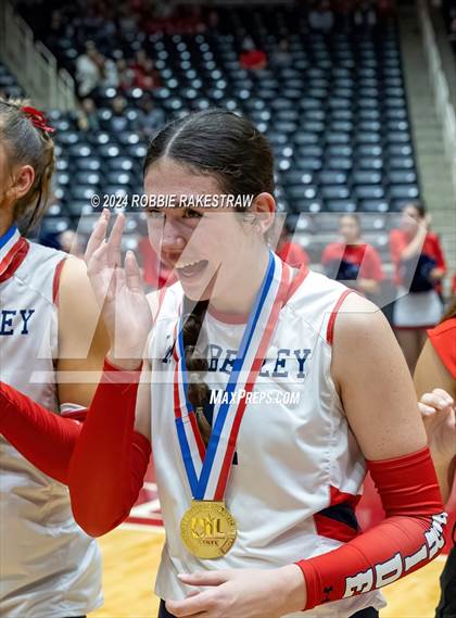 Thumbnail 1 in Wimberley vs. Randall (UIL 4A Volleyball Division II Final Medal Ceremony) photogallery.