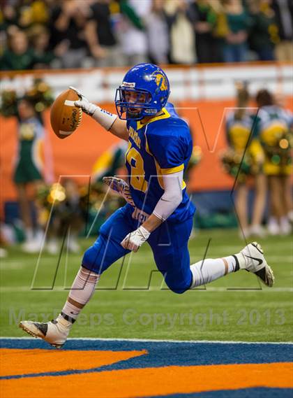 Thumbnail 3 in Williamsville North vs. Queensbury (NYSPHSAA Class A Final) photogallery.