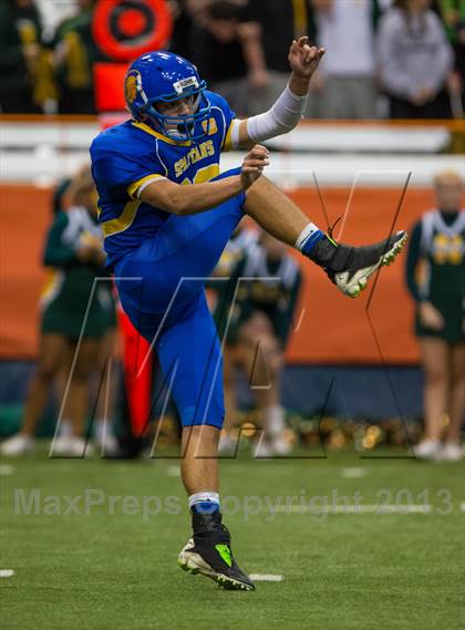 Thumbnail 2 in Williamsville North vs. Queensbury (NYSPHSAA Class A Final) photogallery.