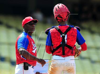 Thumbnail 3 in Serra vs. Mira Costa (CIF SS D3 Final) photogallery.