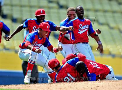 Thumbnail 3 in Serra vs. Mira Costa (CIF SS D3 Final) photogallery.