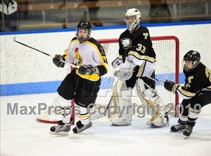 Thumbnail 2 in Trumbull vs. Amity (CIAC Division 2 Semifinal) photogallery.