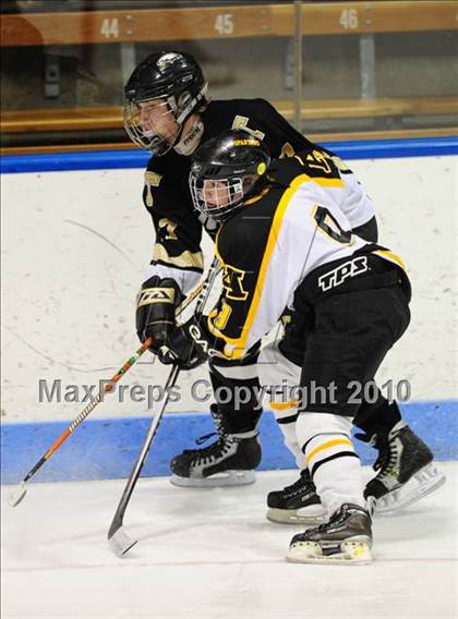 Thumbnail 3 in Trumbull vs. Amity (CIAC Division 2 Semifinal) photogallery.