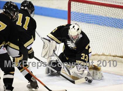 Thumbnail 3 in Trumbull vs. Amity (CIAC Division 2 Semifinal) photogallery.